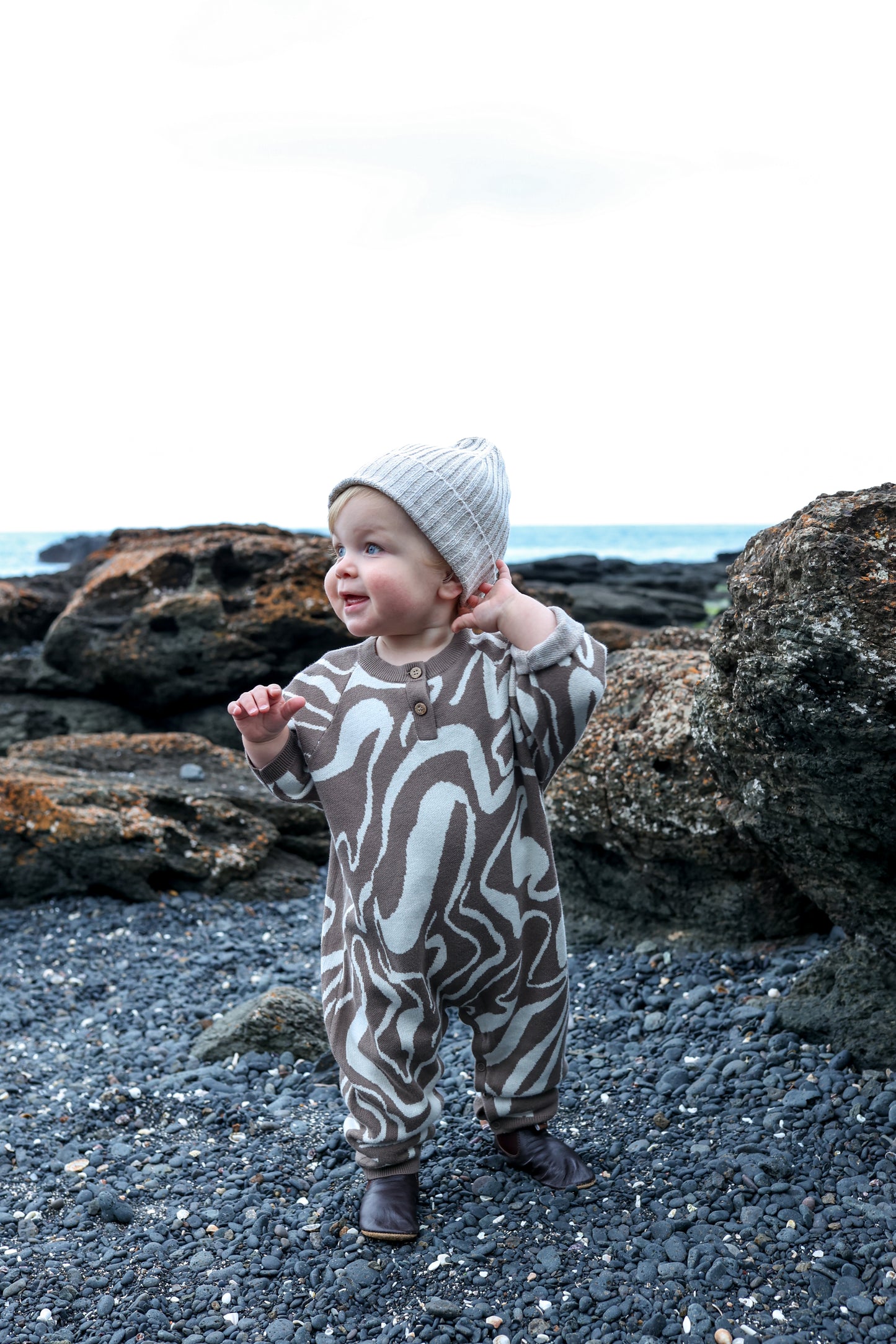 SPECKLED PIXIE BEANIE | PEBBLE