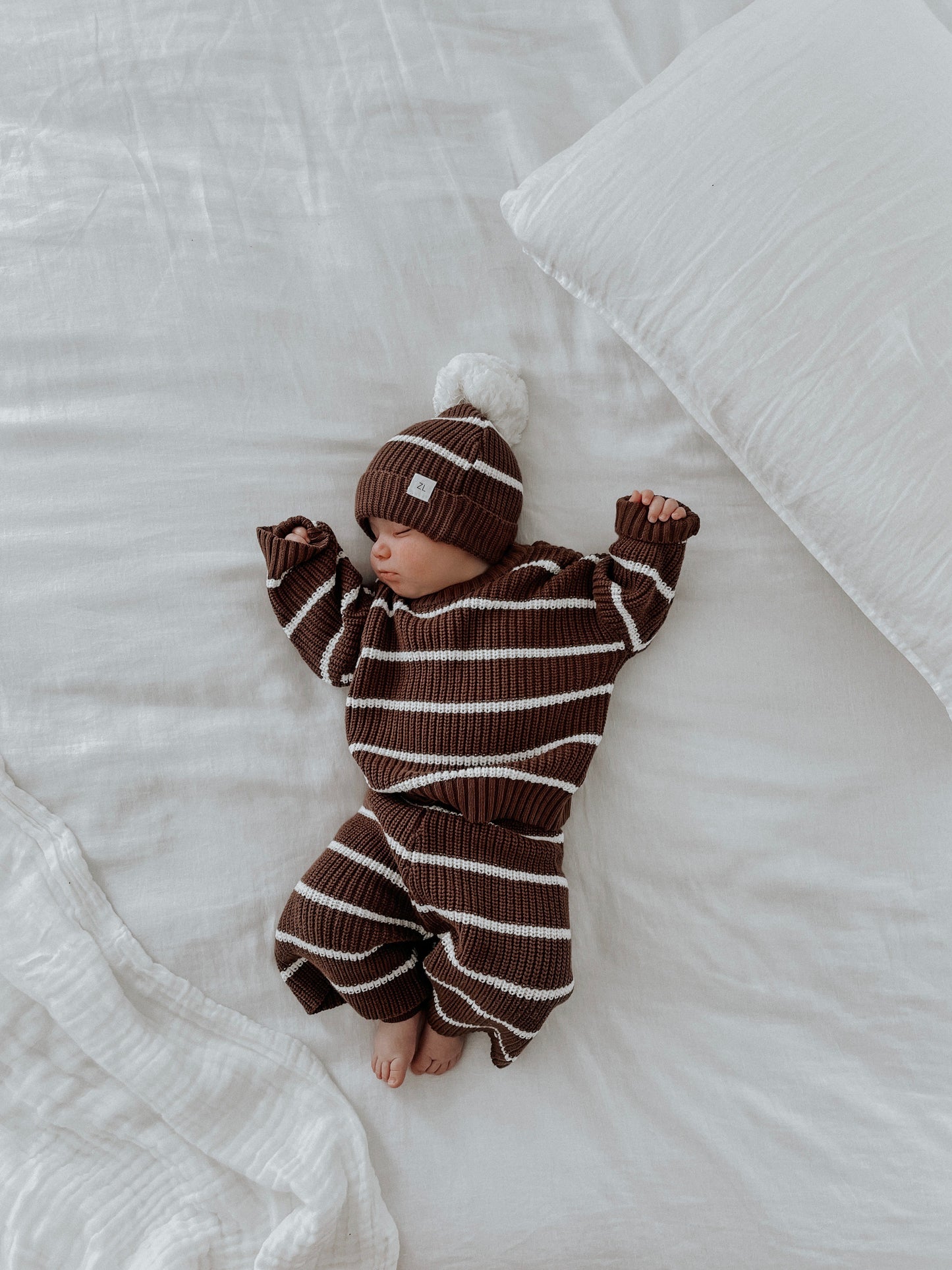CROPPED PANTS | CHOCOLATE STRIPE