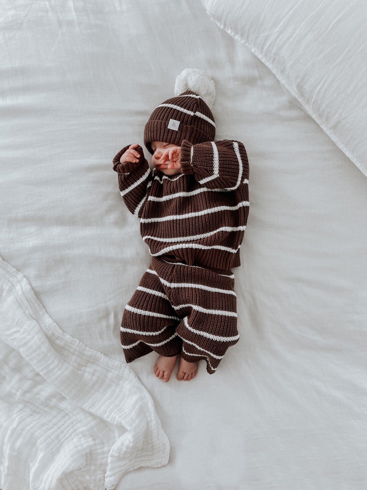 CROPPED PANTS | CHOCOLATE STRIPE