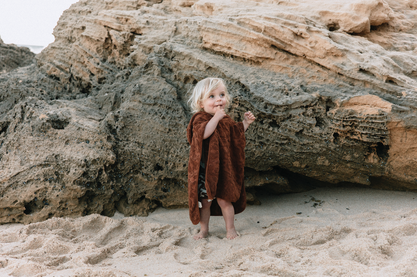 SPLASH TERRY KIDS PONCHO | CHOCOLATE