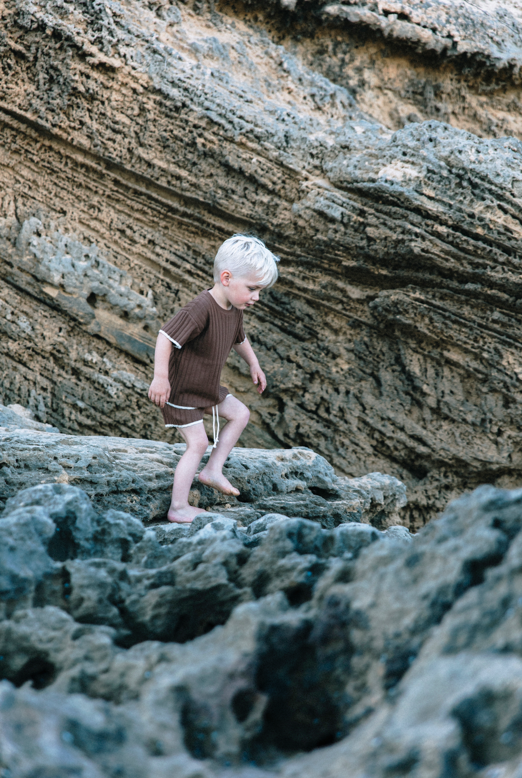 KNITTED RIB SHORTS | CHOCOLATE