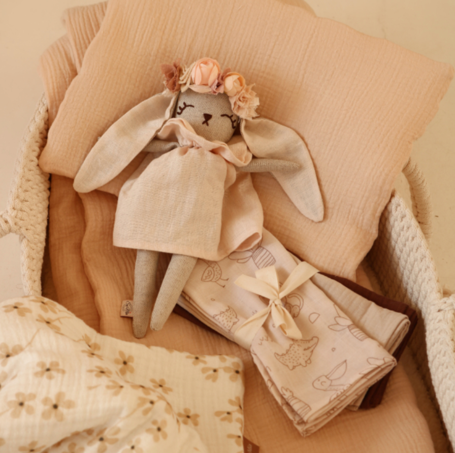 BABY BUNNY | LOU