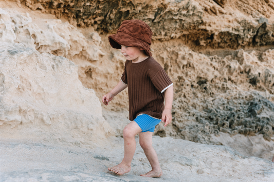 KNITTED RIBBED TEE | CHOCOLATE