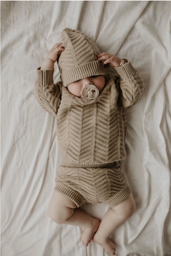 CHEVRON KNITTED SWEATER | OLIVE TREE